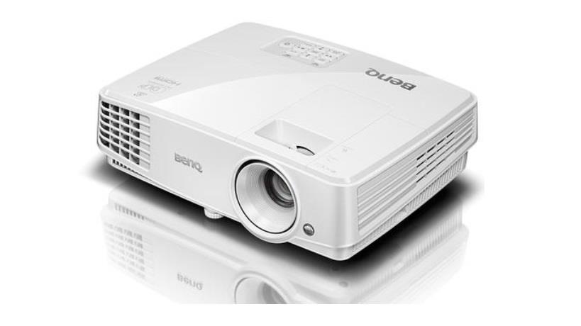 Projector BenQ MX525; DLP; XGA; 3200 ANSI; kontrast : 13,000:1